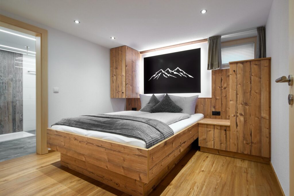 Schlafzimmer Alpenblühn Appartements Tschagguns